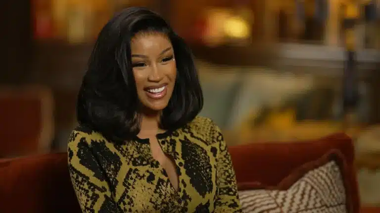 « Je suis émue, je suis heureuse » : Cardi B annonce sa 4e grossesse (vidéo)