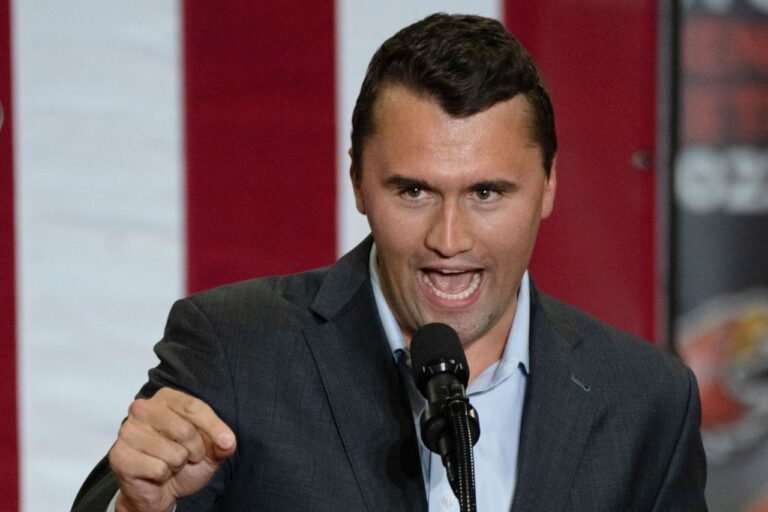 Charlie Kirk : l’influenceur, allié de Trump assassiné à 31 ans, qui était-il ?