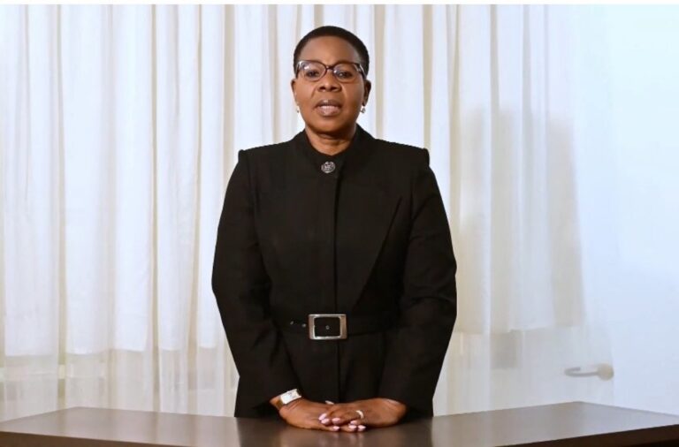 Togo : arrestation musclée de l’ex-ministre des Armées Marguerite Gnakadé