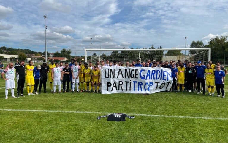 Drame au vestiaire : le football français en deuil !