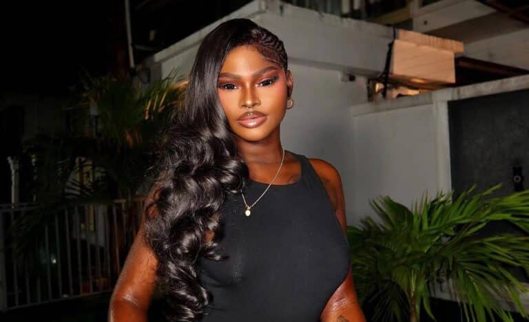 Coucher avec 100 hommes en 24 h : le record scandaleux de l’influenceuse Mandy Kiss