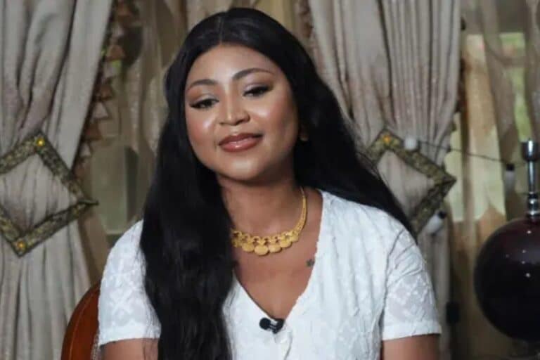 Regina Daniels test drogues